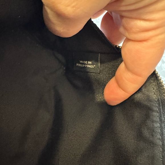 Coach Black Floral Cosmetic Toiletry Pouch Gunmetal Hardware EUC - Picture 14 of 14